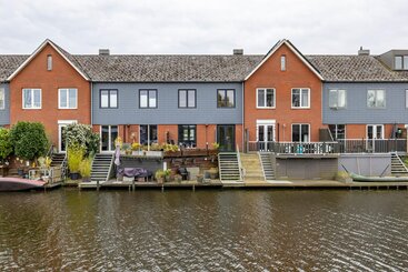 De Waard 143